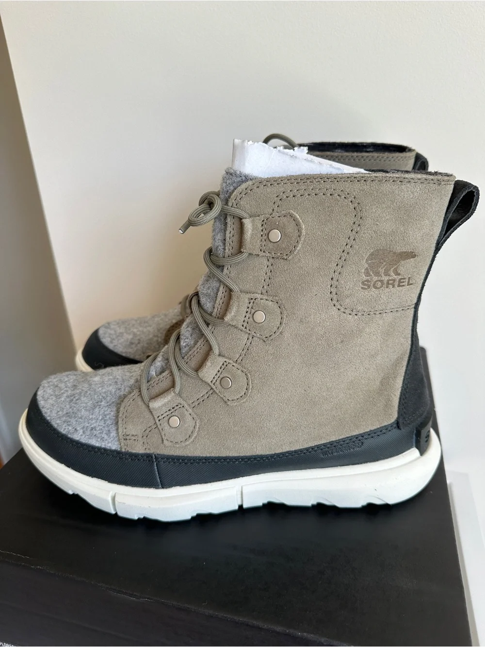 Sorel Explorer II Joan Winter Boots Felt Waterproof Insulated Size 9 New in Box